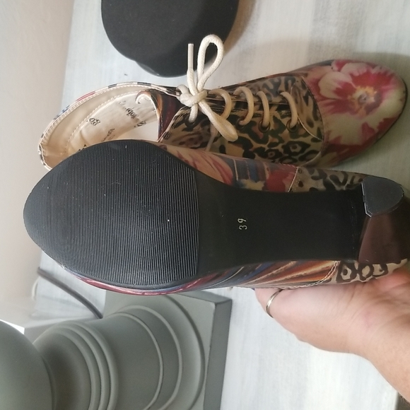 NWOT Goby Ankle Boots SZ 39/7 - Picture 4 of 8